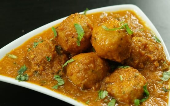 Chicken Kofta Curry