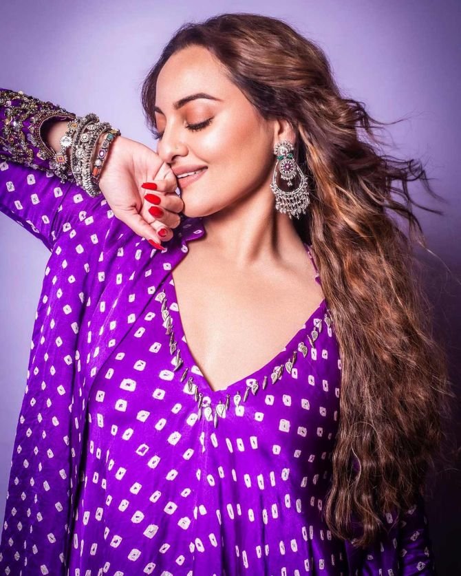 23sonakshi fashion5